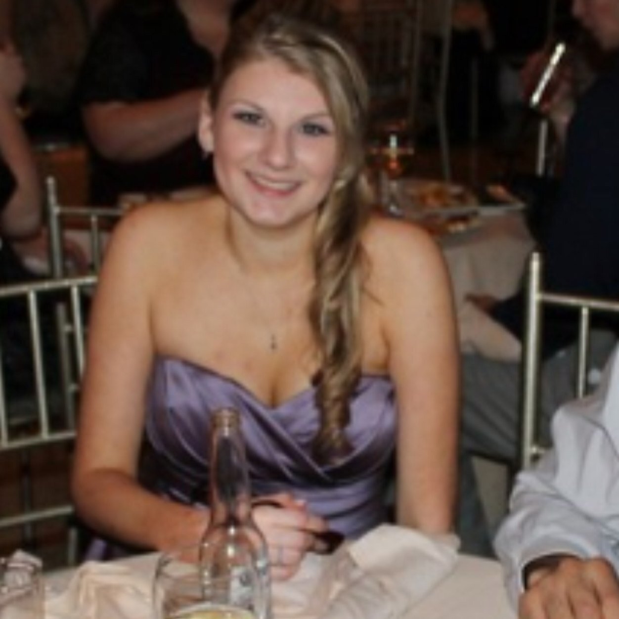 alyssagaydosh's profile picture. flyers fan. healthcare management . cat lover.