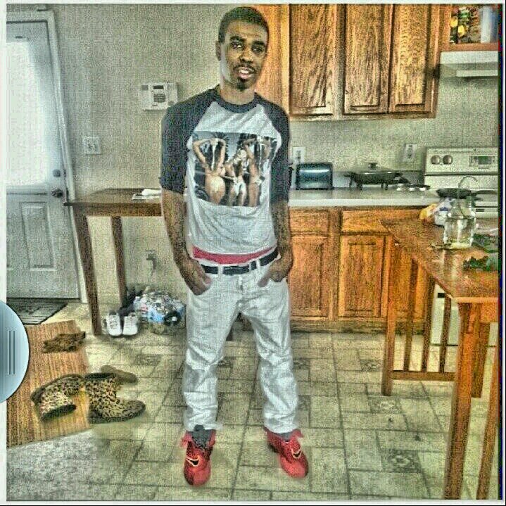 follow me and yu will find out about me#TEAMCSU  #teamtatted #teamnike