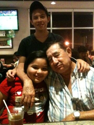 Contigo siempre hasta que ya seamos viejos♥