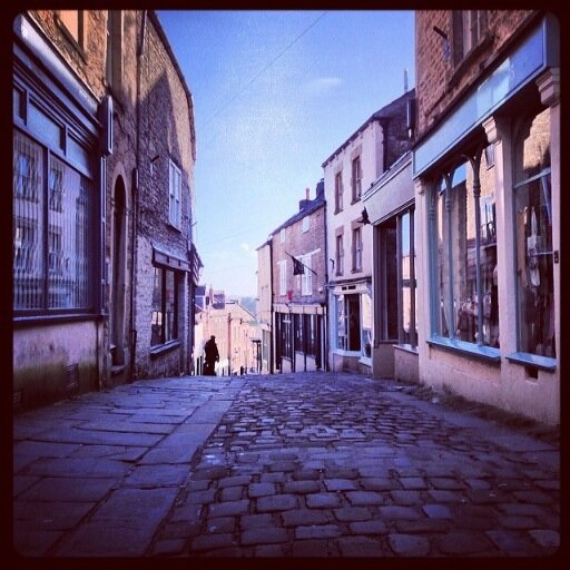 #fromehour connecting people & businesses who live in, work in or love Frome. Will do best to retweet as and when we get chance!
