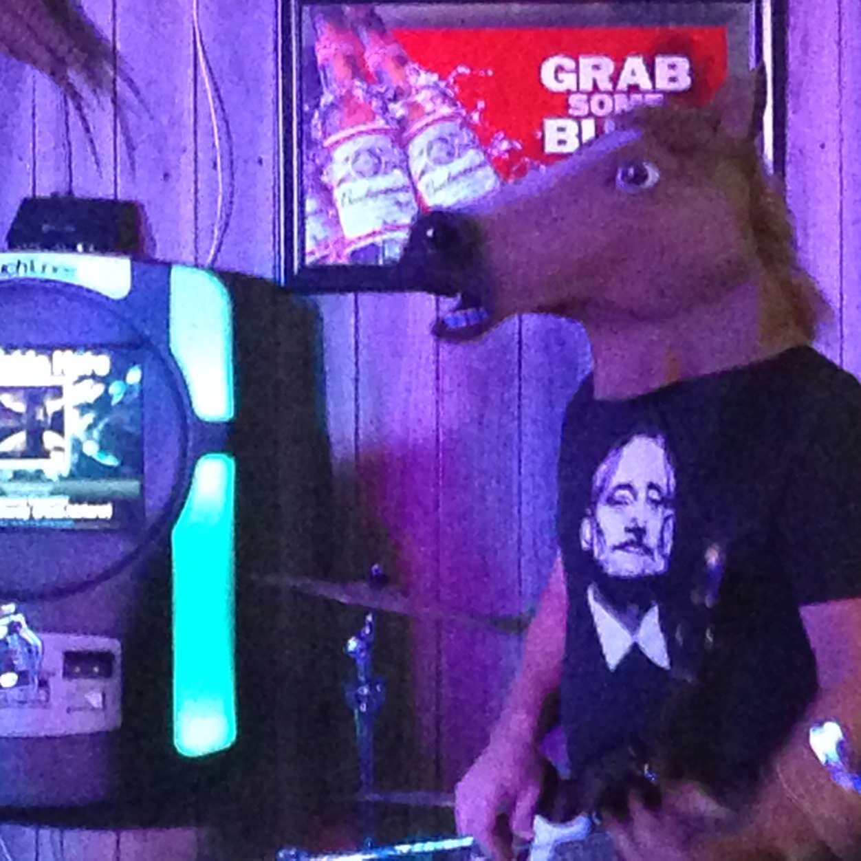 Shannon_B87's profile picture. Bass player for Down in Flames, Im an outlaw, love people, hate hate!! Im a dumbass.