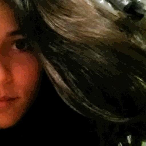 Amante de la Musica ♫ y el baile.
Hija del Altísimo Dios, ♡The One that twirl♡