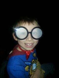 Animal lover,avid book/comic book reader /video game and GOT/sherlock addict/ LARP and aspiring cosplayer