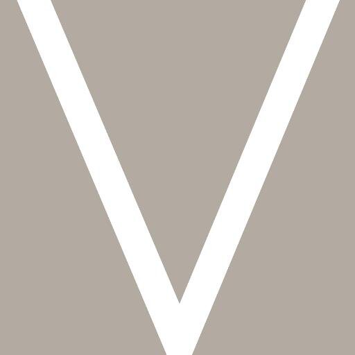 Venodermal's profile picture. Venodermal is speciaal ontwikkeld om uw benen en huid extra ondersteuning en verzorging te bieden voor rusteloze benen en bij een spatader- of laserbehandeling.