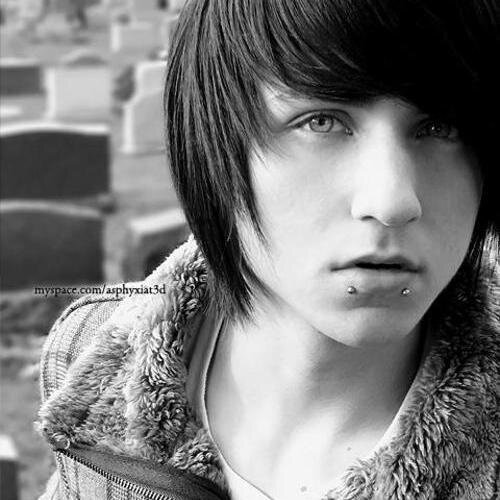 Hey, I'm Derek.. I'm sixteen and @RunawayWolf_'s little brother. Despite the look, I'm really a nice guy. (Literate? I'll work as hard as you will. - RP)