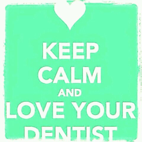 LA DENTISTA