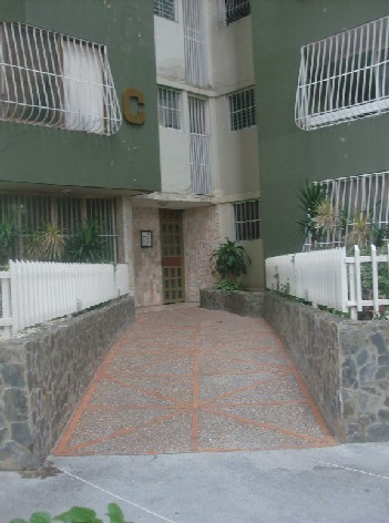 crentc's profile picture. Cuenta de la Junta de Condominio de la Torre C, Conjunto Residencial el Naranjal, Caracas, Venezuela.