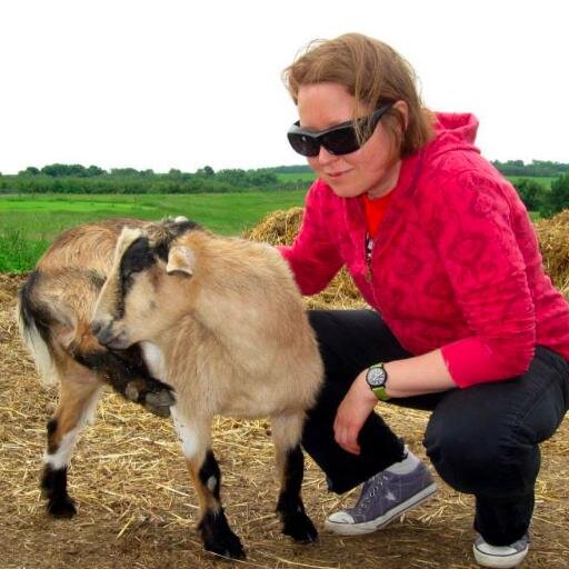 Foodie, animal advocate, music lover, traveler