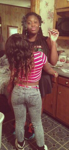 My bestfrand @SheBeParlayin is on crack |Girlssss♡ Boys | Mention me for a follow back