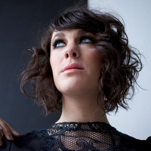 San Francisco-based Songwriter, Singer, & Pianophile.
New Record produced by John Vanderslice out now!