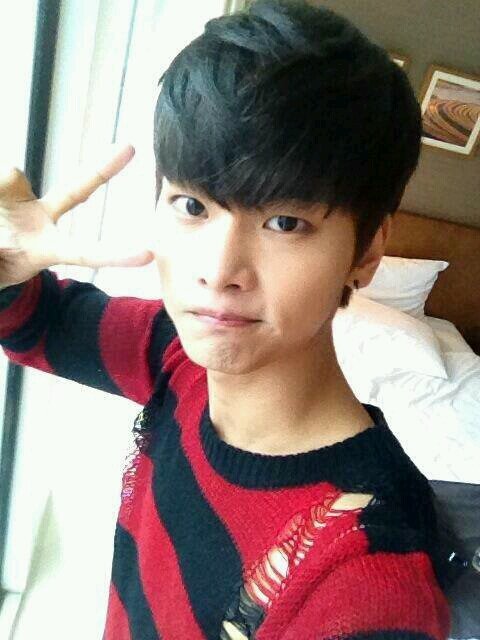 VIXX's Leader @CHA_NNNNN Roleplayer | Waiting....White