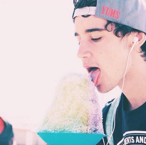 Hi bby Jai will follow you one day :) just never give up! Follow me on @PaolaQzd5sos and ask me for send a DM to him ily
