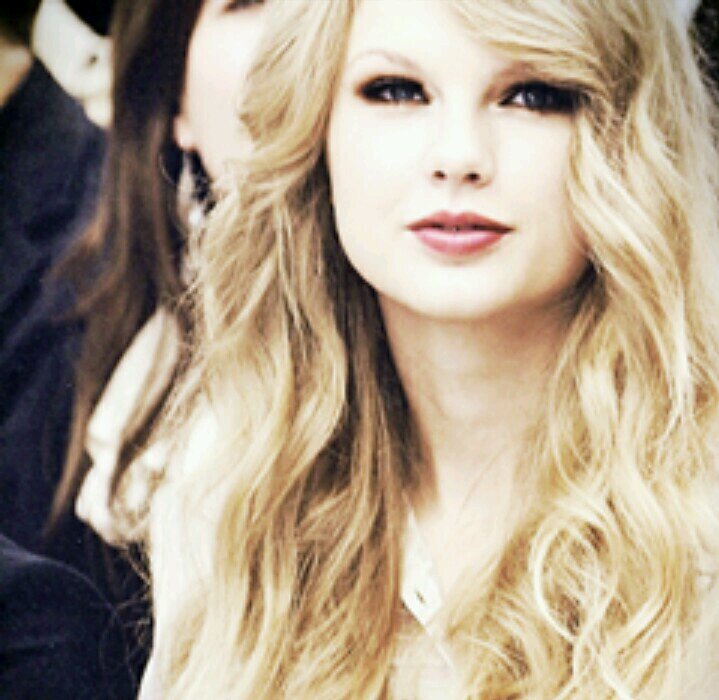 taylor diva♡