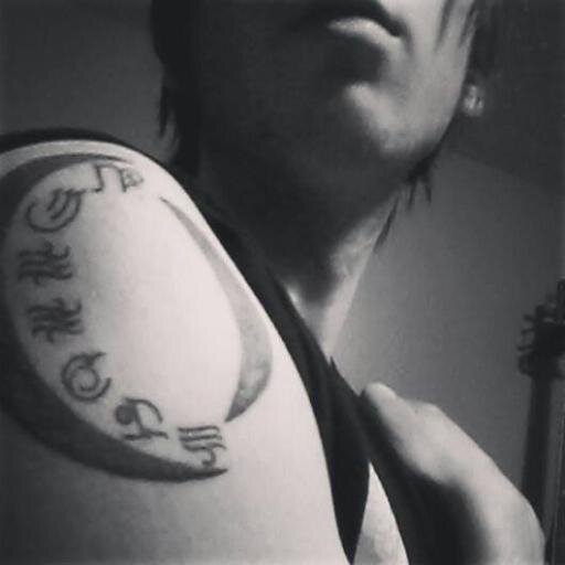 Kirbsauce's profile picture. Breathe in union.