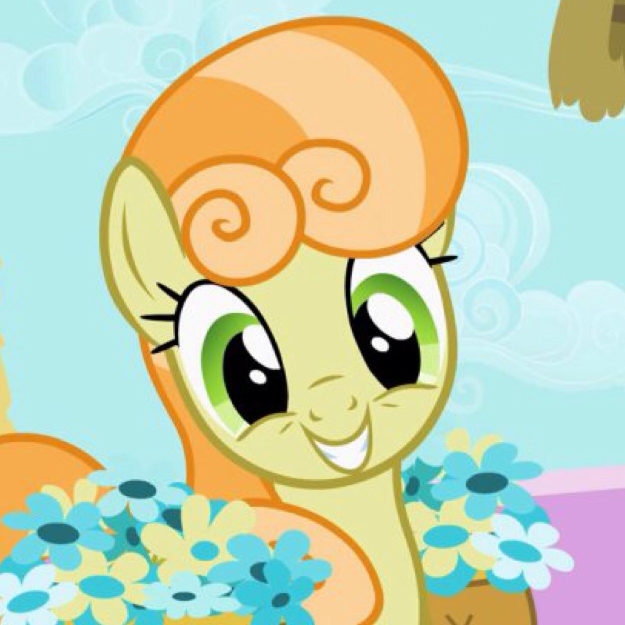 Hello, i'm June Bug! I am a florist. You're welcome to come to my shop, anyday! ((EST.))
