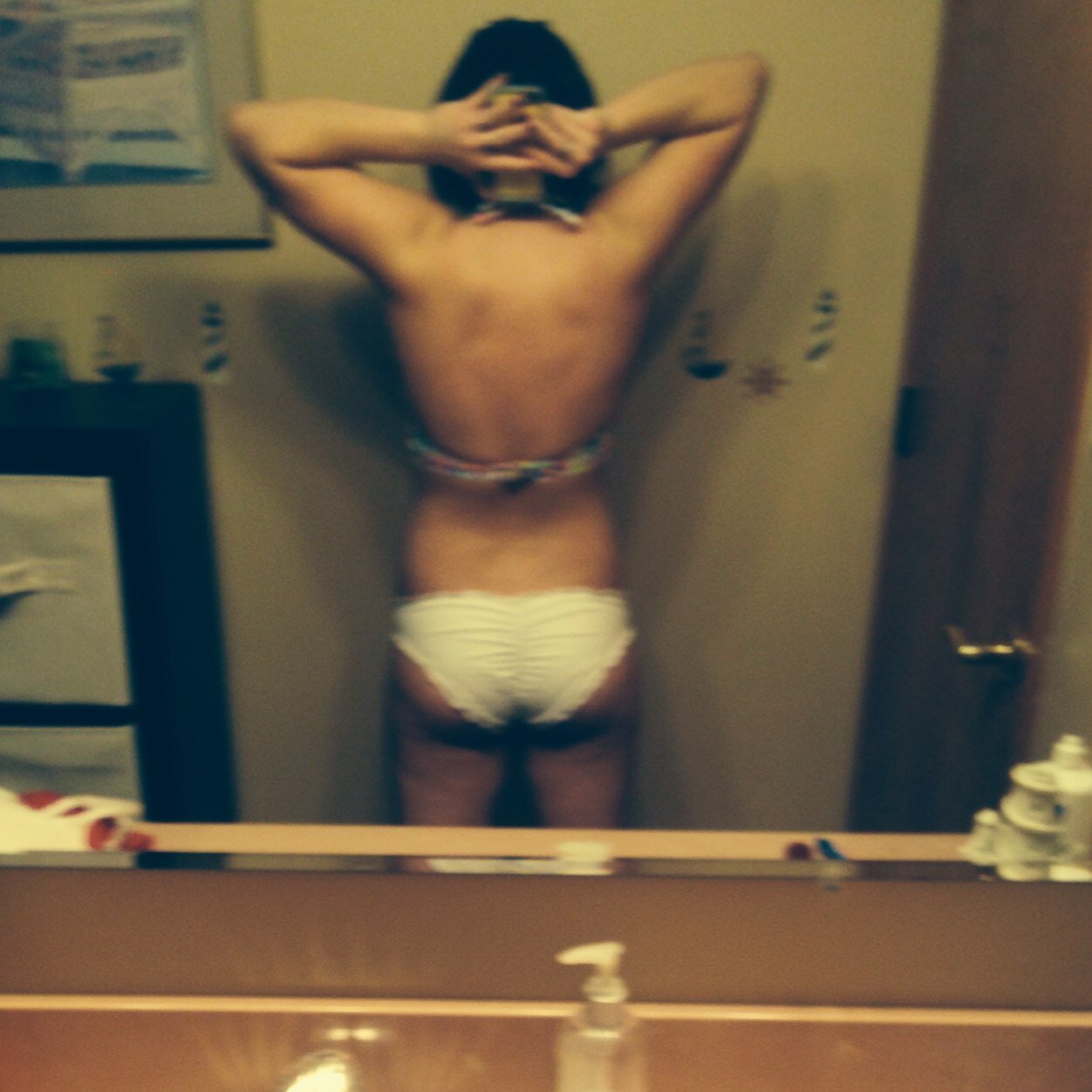 High school cross country runner turned lifting enthusiast. I'm doing everything I can to get jacked af.