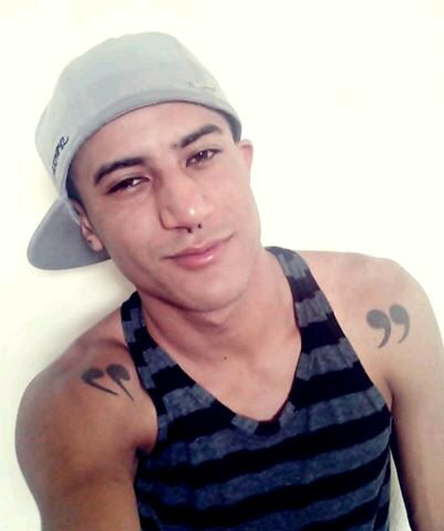 Aquele entre aspas .   Kik / Instagram / Snapchat - Markcuslayk