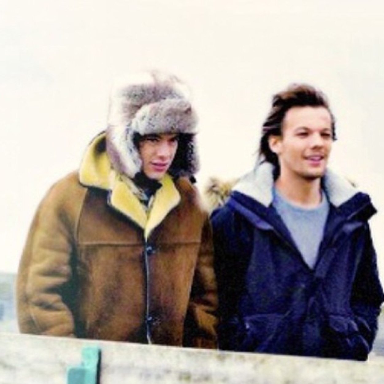 Follow MY NEW ACCT PLEASE THS ON IS COMPROMISED FOLLOW I WILL FB @lucylustyles