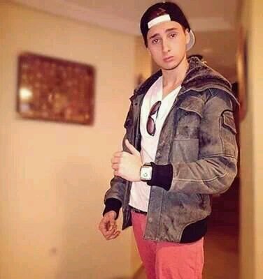 Cuenta auxiliar de @Victor_Makina ,l love WEED nigga! busacando chicas crazy para pasar un buen rato desde el 96