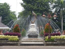 Menjadi akun tempat berbagi info seputar Purwakarta//Warga Sahate//PurwakartaIstimewa//087827330535//PurwakartaSahate@gmail.com//http://t.co/7g83Ou4ysx Rahman