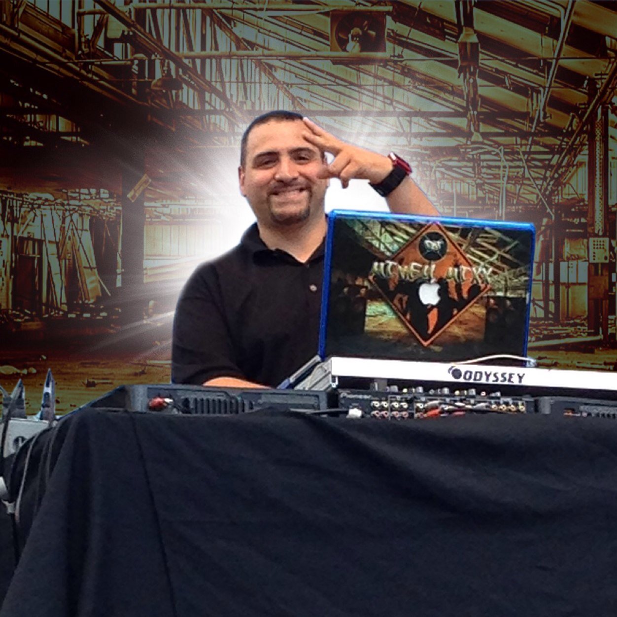 DjMikeyMixx's profile picture. @DjMikeyMixx on instagram