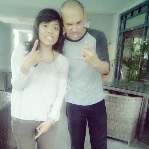 mbar38's profile picture. Senang sedih galau mellow gokil seru itulah perasaan kalau di lakukan bersama sahabat @siscaVH @fitridriyani (´⌣`ʃƪ)