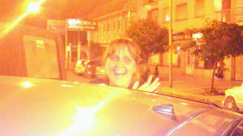 locutora co conductora de radio,presenta espectàculos tangueros,hoy en la 2x4,trabajò en mundo,del plata,continental,clàsica,splendid,del pueblo,grabaciones