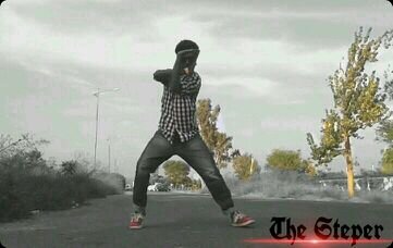 A dancer/artist/performer/learner
..  luv dancng/acting/photography/videography... luv to do creativity evevytime..  

http://t.co/8EJmptEySe