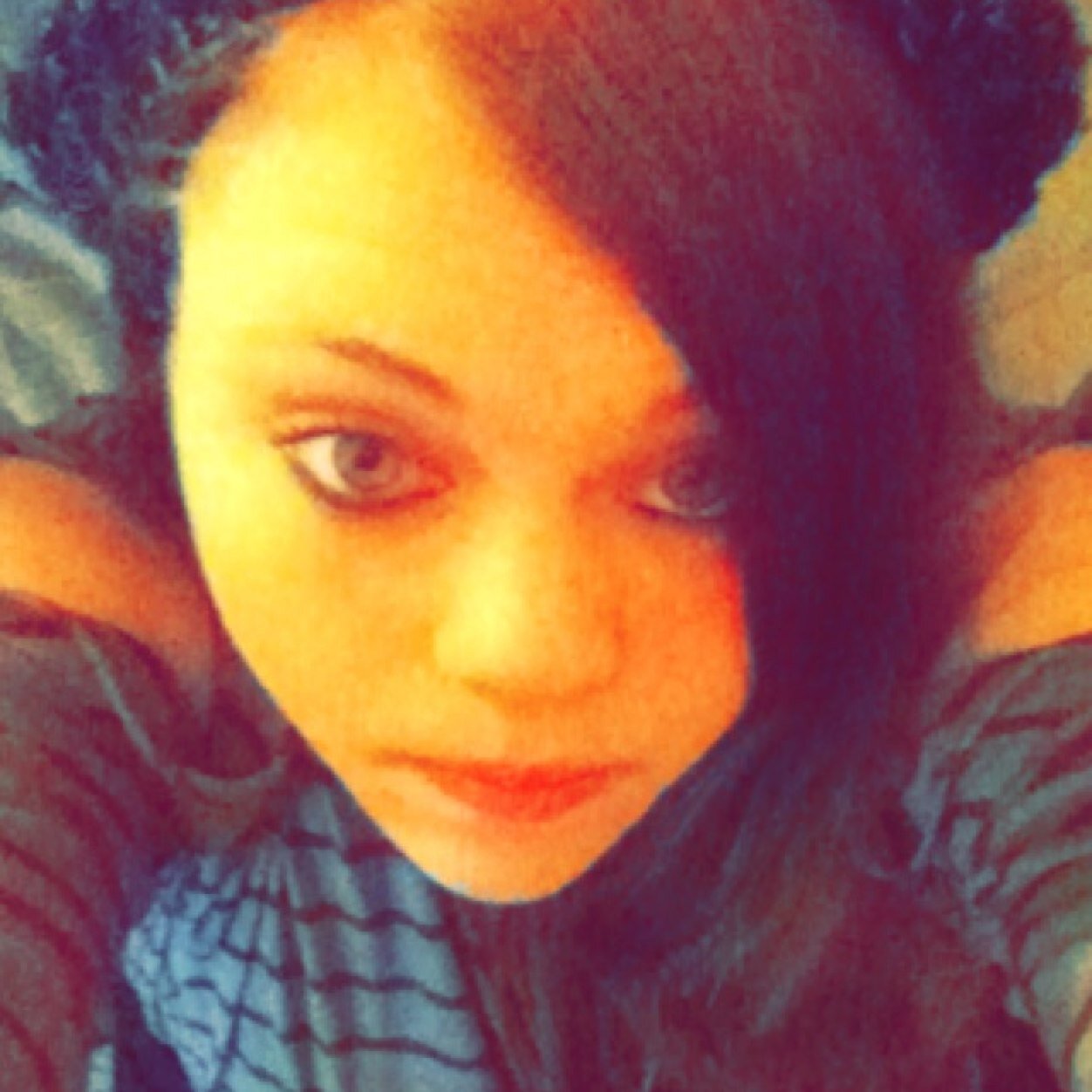 Megaroo247's profile picture. Hi im 15 im a singer/song writer i play basketball and do track. Singing is my passion! Single,someone kik/snapchat me megaroo246