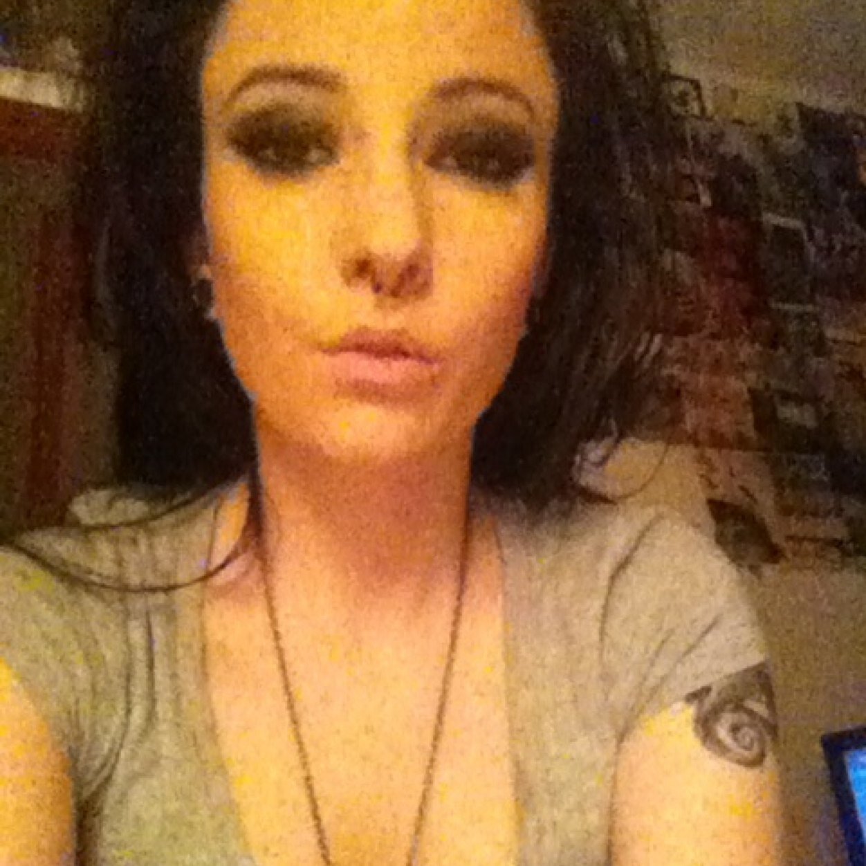 _Gore_Jess_'s profile picture. Jessica 23. 717 for life. Gamer girl. Nerd. Xbox. Nintendo.love of my life @hookthecreator