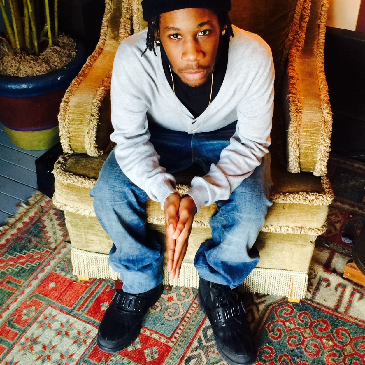 21 yrz old blah blah blah just follow me and ill follow you.. team virgo