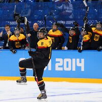 Julia Zorn (@zornj7) Twitter profile photo