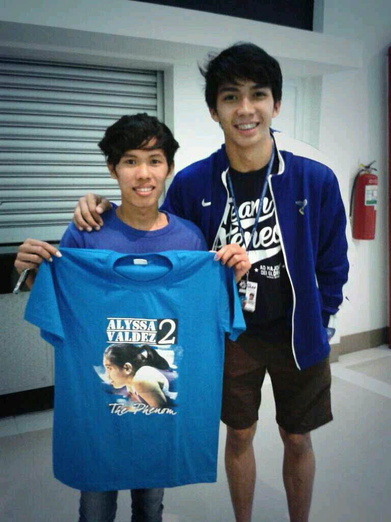 i am no.1 fan @AWVT @AMVT forever.  and i'm a volleyball player♥ utility position and setter ★