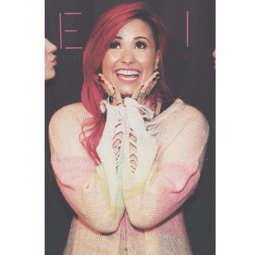 hey, you, smile right now. no matter what they say. |everything's gonna be alright| ❤️