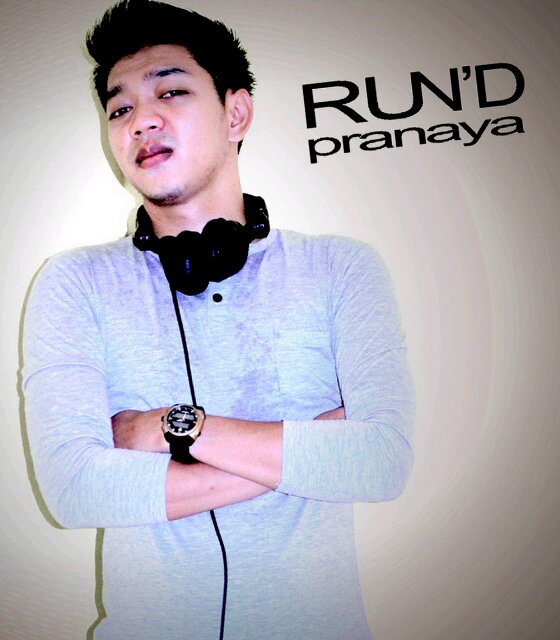 DJ ('07-Now ),Music Genre : [EDM], Progressive & House, Boking ☎ : 085778491689  :234CACDA. Resident dj Cd's Club Delta Medan