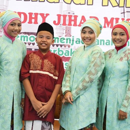 XI PEMASARAN 1 II SMK NEGERI 9 SEMARANG II LAKSANA SURGAKU II DIA DIA DIA II FATINISTIC LOVERS