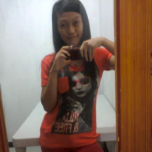 Hello:) Jhen 17yrs .old,.BSEM at PUP.  I can do all things through Christ who strengthen. Inlove ako kay Lord. #SIMPLEGURL^^. :xD