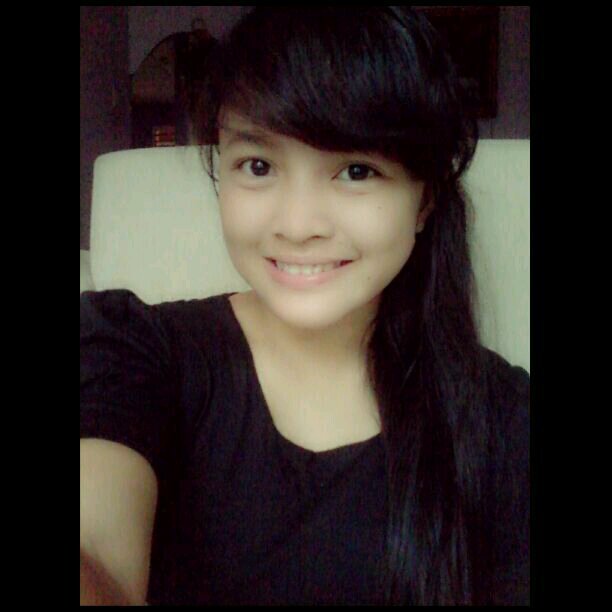 ViviHelvi's profile picture. Accounting '14 University of Riau |
22 oct 96