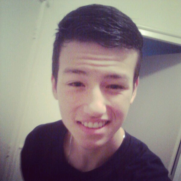 17     ~    insta: alvinlivai