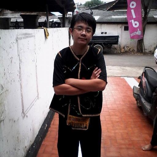 Student in Ananda Vocational High School ,I like accounting,I believe Jesus,My Favorite Subject is Mathematics, チャンドラ