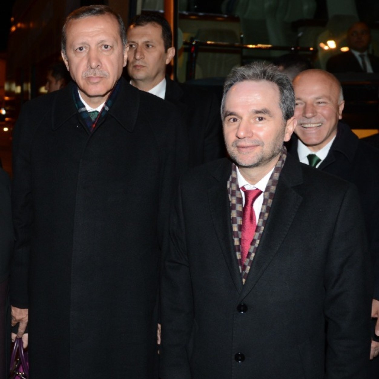 Erzurum BŞB. Başkan Başdanışmanı | Uluslararası İlişkiler & Yerel Yönetim Beşiktaş JK Kongre Üyesi | Baksı Müzesi Onur Üyesi