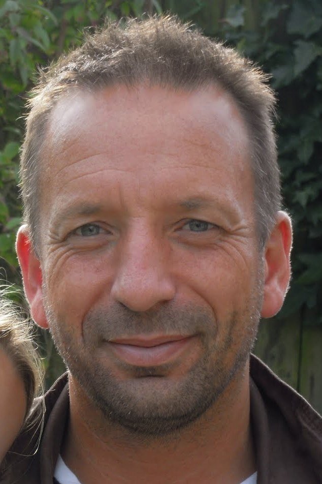 Commercial Manager, Pfizer Ltd. I am employed by Pfizer UK all opinions are my own