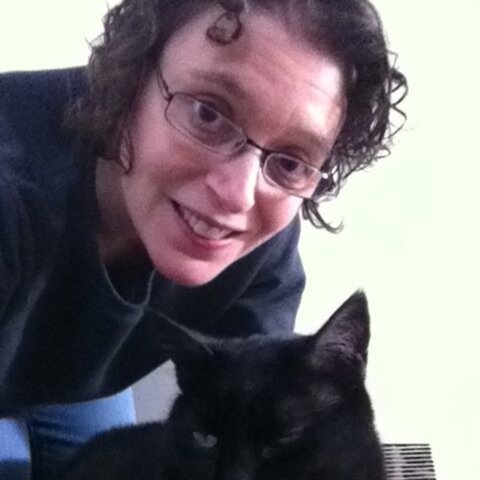 Avid reader, student, mom, Titanic Geek, and FUTURE TEACHER!