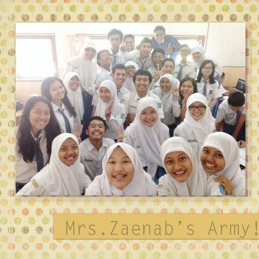 XI IPA 3 SMAN 15 Surabaya (2013/2014)

14 + 19 = we are satelite! #AyoAyo..