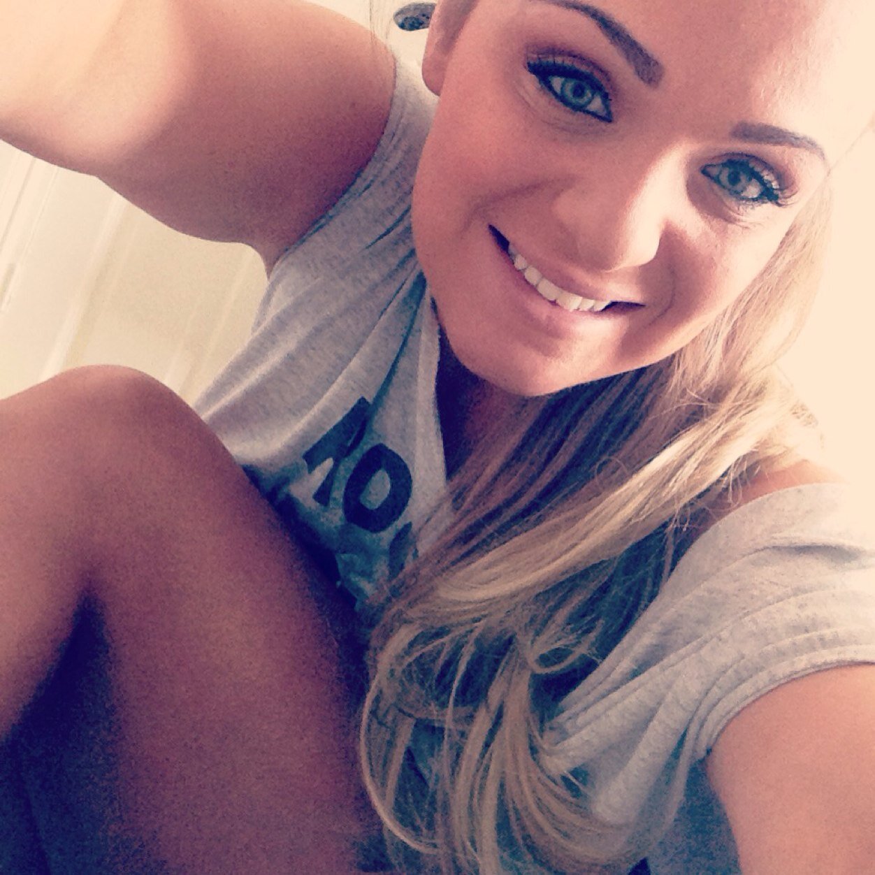 YGunns's profile picture. Ironic how following people is against the law, this world is backwards #Addicted!!