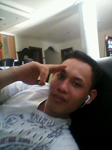 rezaprayoga159's profile picture. 