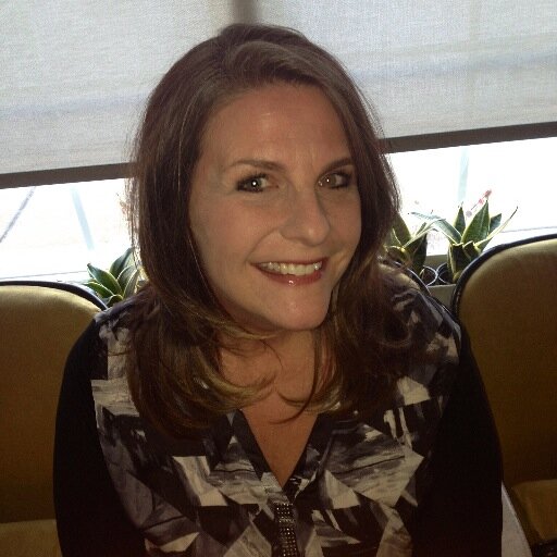 Humbled solo-preneur seeking to change the world one conversation at a time