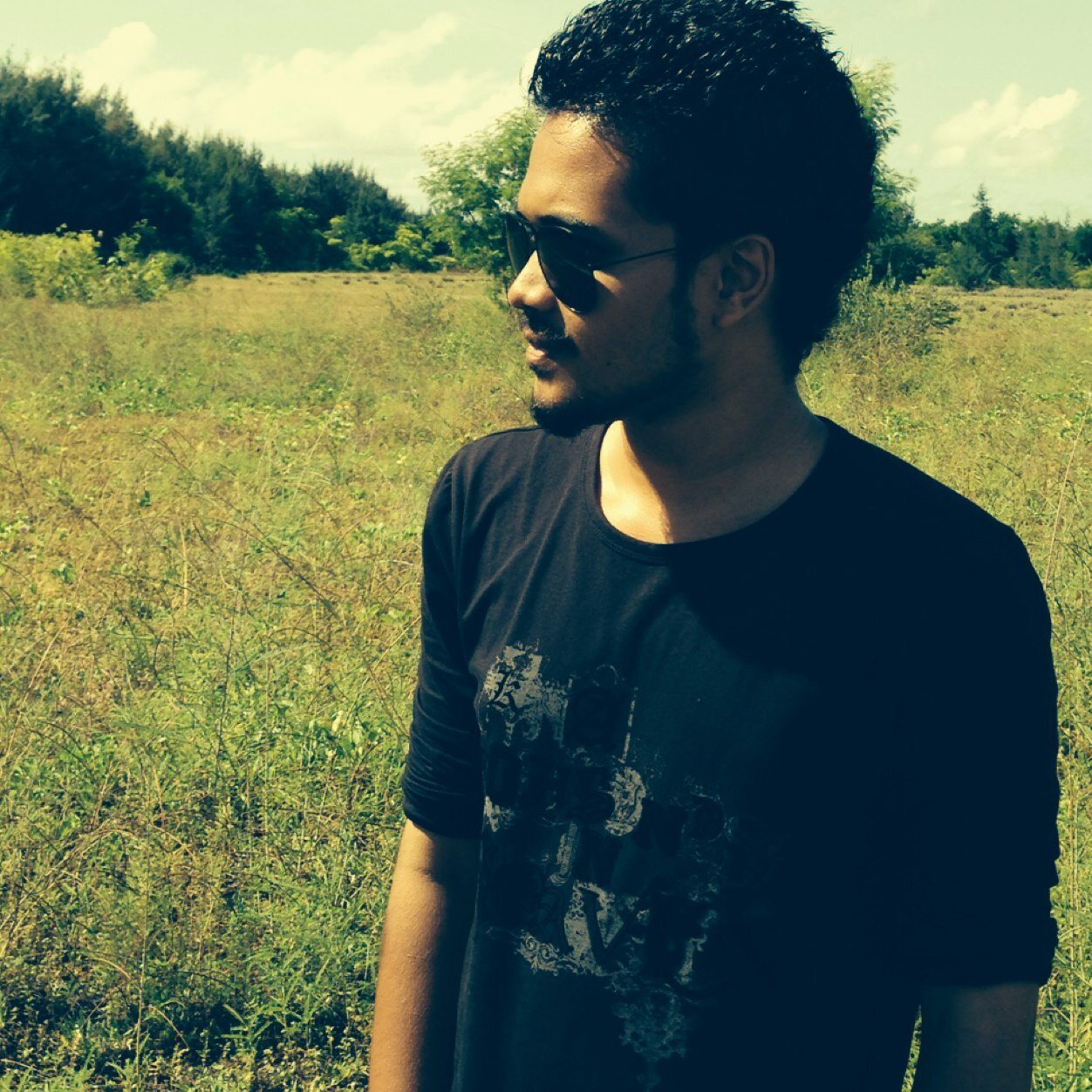 llyaminll's profile picture. 