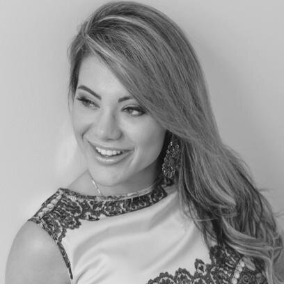 BrunnyGomes82's profile picture. Não fale, não conte detalhes, não satisfaça a curiosidade alheia. A imaginação dos outros já é difamatória o suficiente.