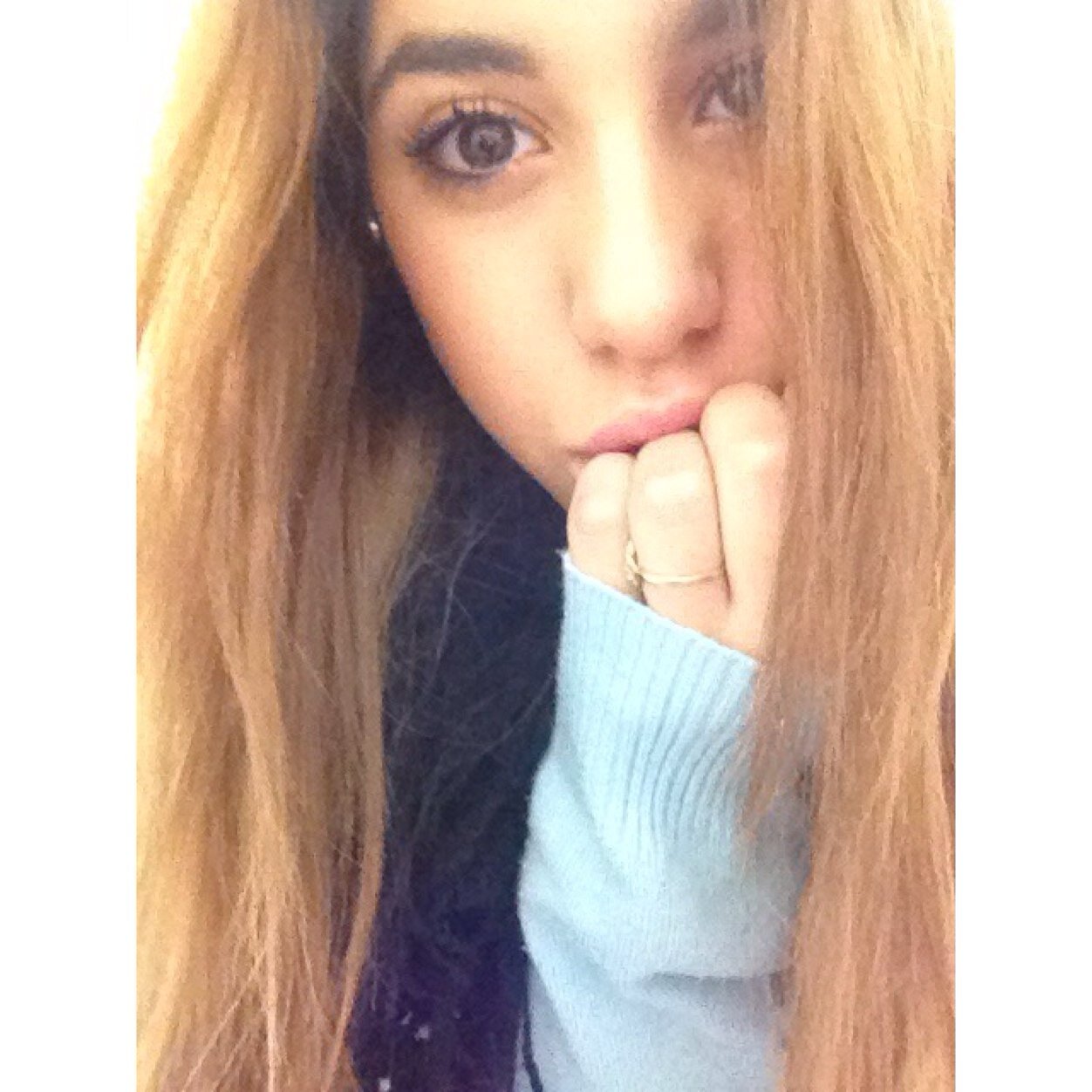 Hey im ofir bar im 16 im a singer go check my youtube acount http://t.co/asQxwKxK9g